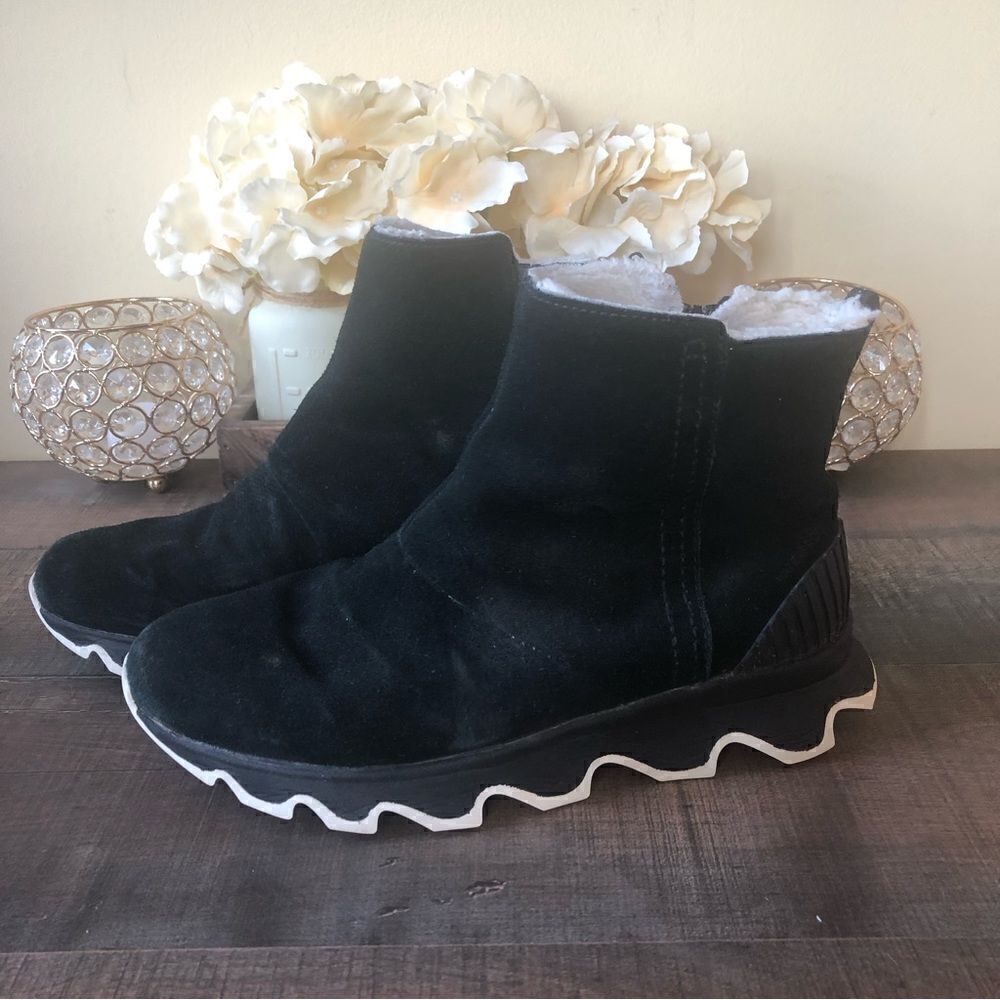 Sorel Kinetic Short Waterproof Winter Boots